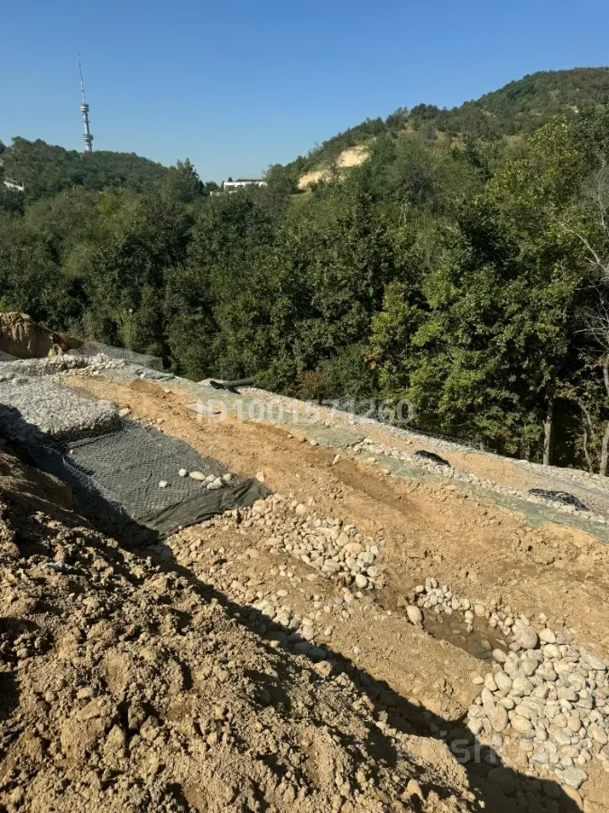 哈萨克斯坦阿拉木图 3200 m2 建设用地