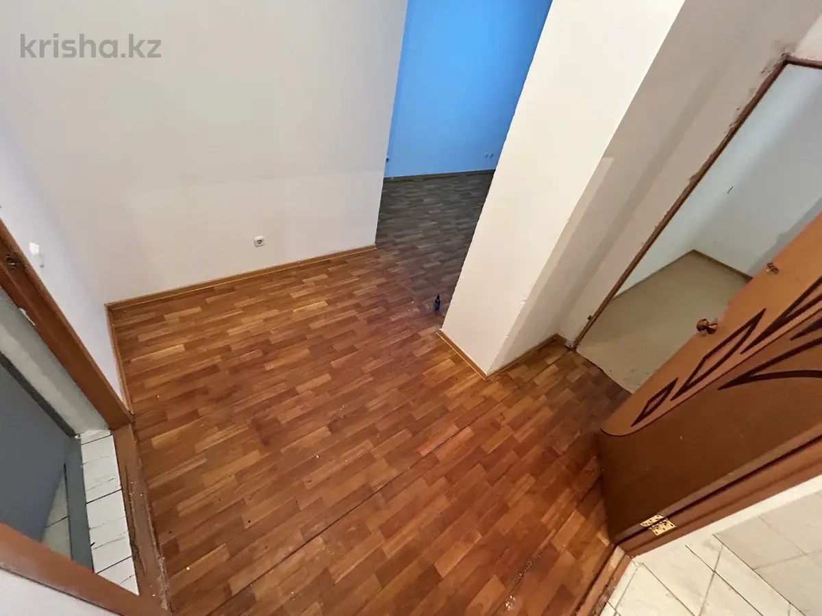 哈萨克斯坦阿斯塔纳 42 m² 明亮公寓