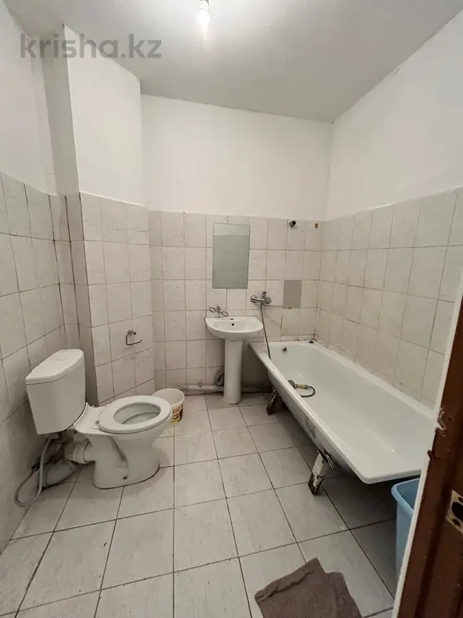 哈萨克斯坦阿斯塔纳 42 m² 明亮公寓