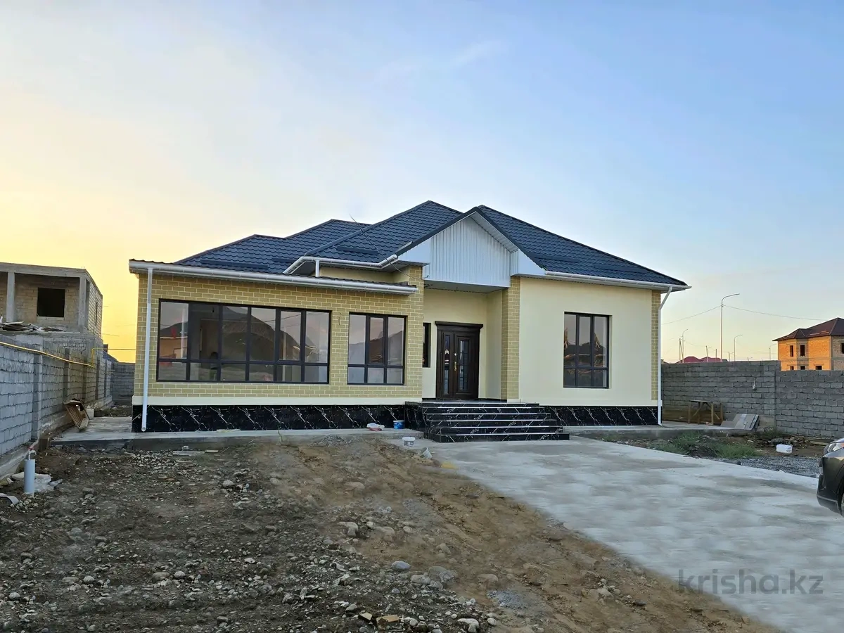 什姆肯特(哈萨克斯坦)全新住宅,247 m²