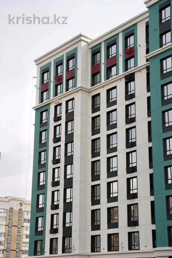 阿克托别(哈萨克斯坦)3+1 宽敞公寓