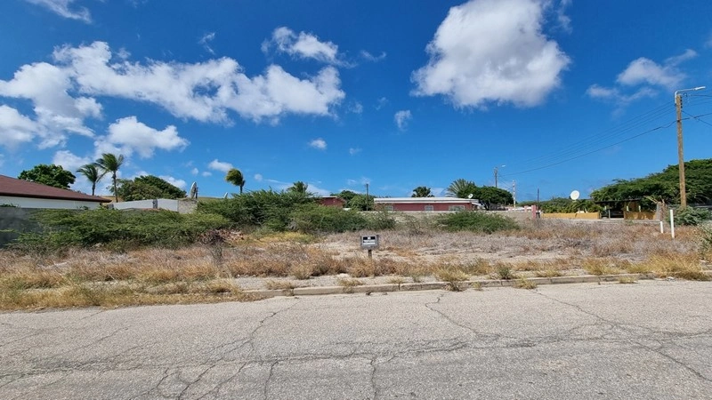Land plot 522 m2 in Oranjestad, Aruba