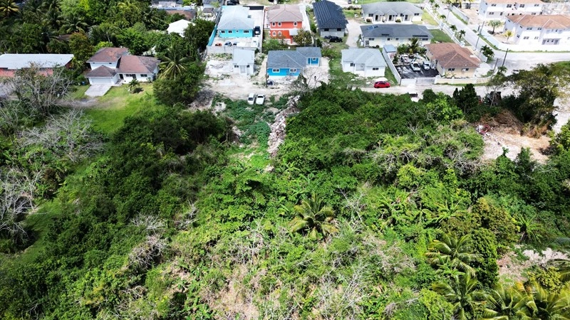 Land plot of 624 m2 in Nassau, Bahamas