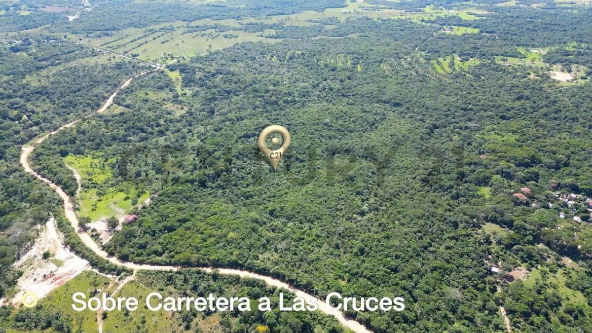 位于玻利维亚圣克鲁斯-德拉西耶拉的400,000 m²土地