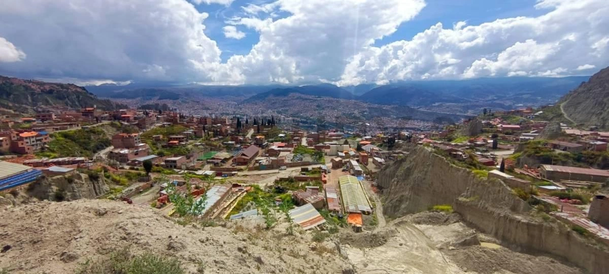 玻利维亚拉巴斯 5000 m² 土地