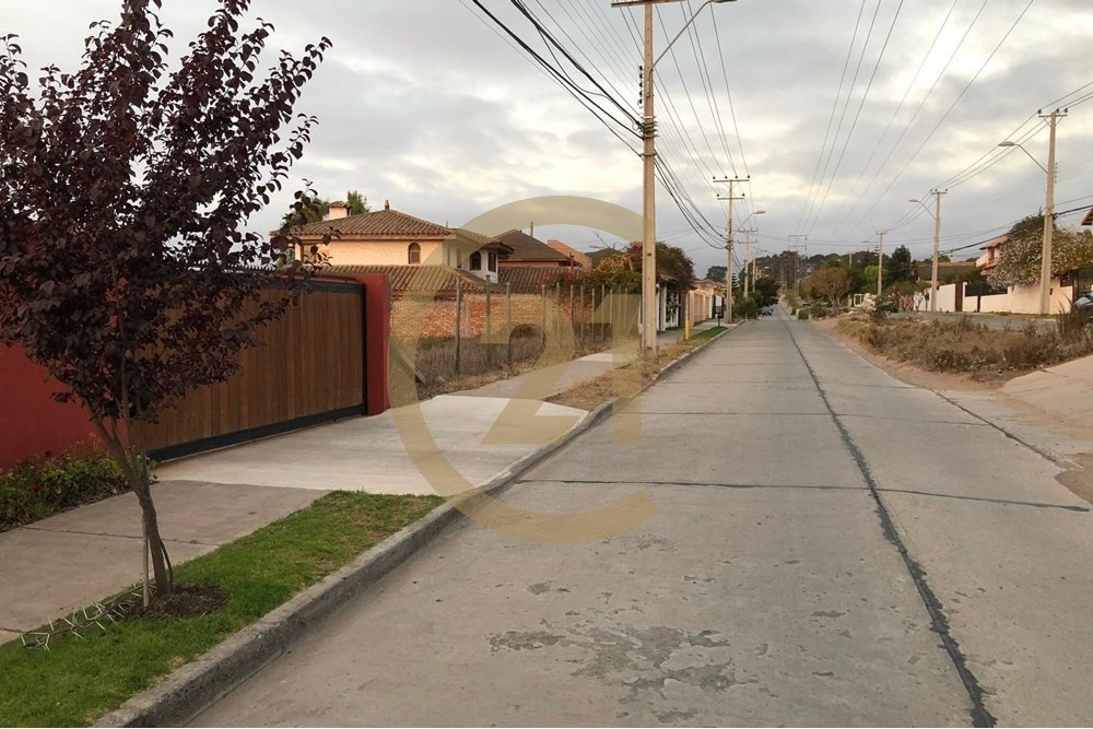 智利拉塞雷纳750 m2温馨地块