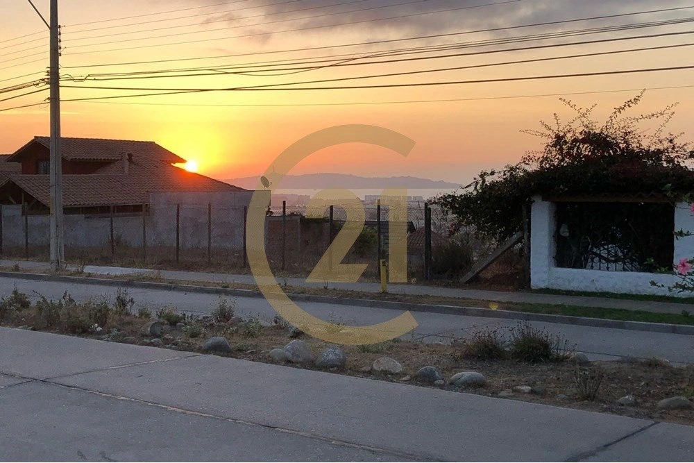 智利拉塞雷纳750 m2温馨地块