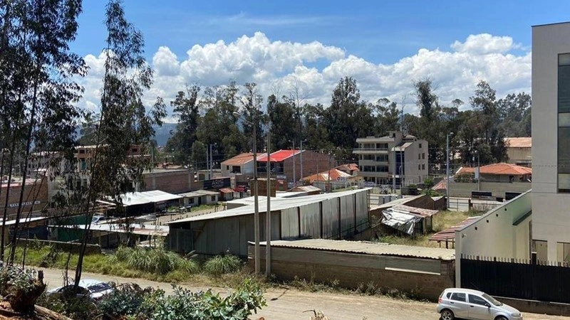 厄瓜多尔昆卡 1759 m2 地块