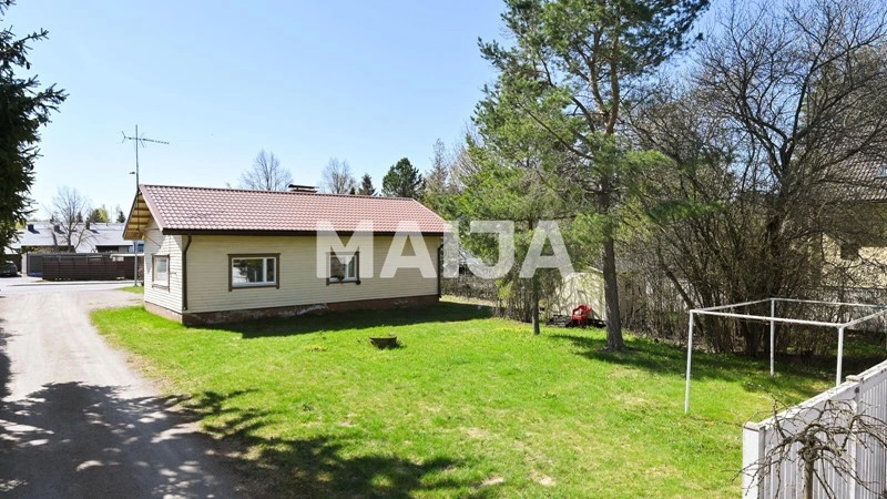 Land plot 1300 m² in Espoo, Finland