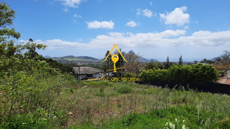 Land plot 882 m² in Vacoas-Phoenix, Mauritius