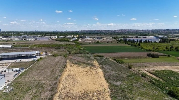 Земельный участок для бизнеса в Белграде, Сербия