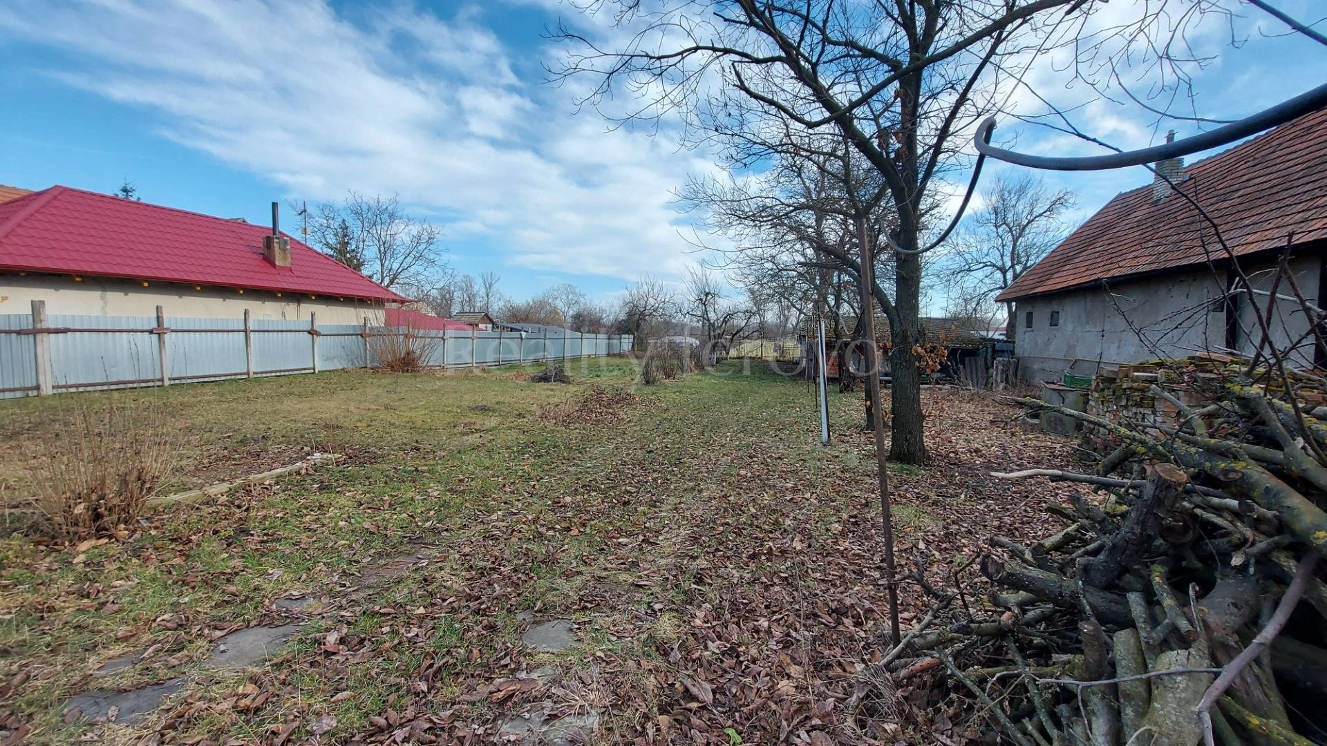 Terreno 720 m² em Gurbanovo, Eslováquia