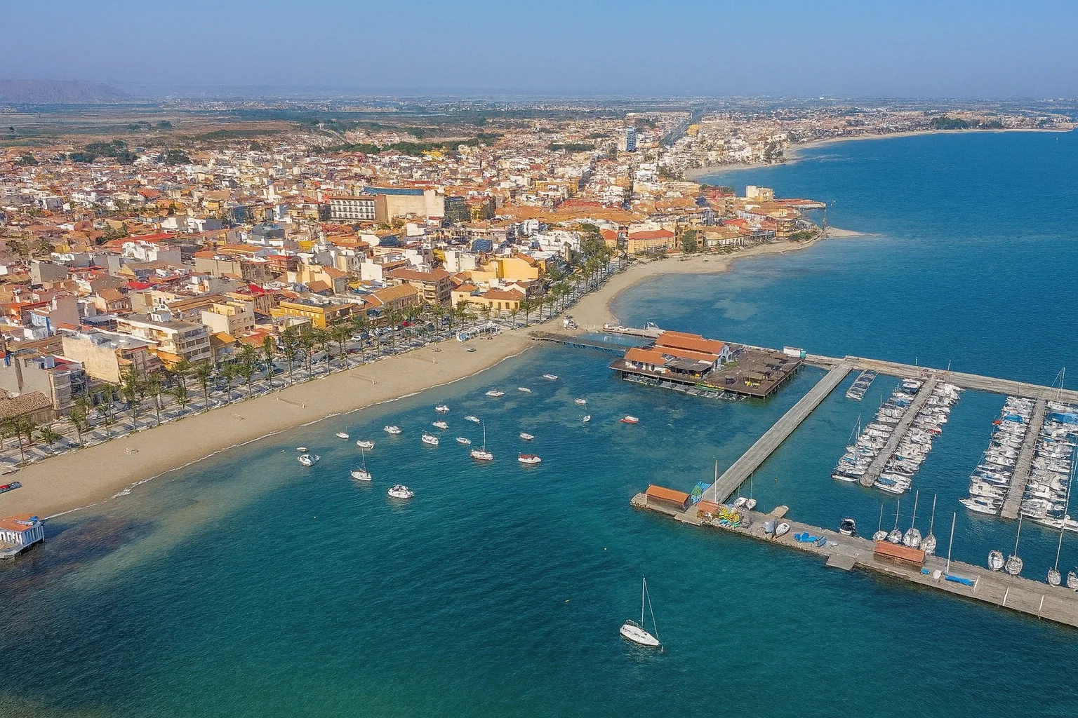 عقارات عالمية في لوس ألكازاريس — مبيعات خاصة | VelesClub Int.