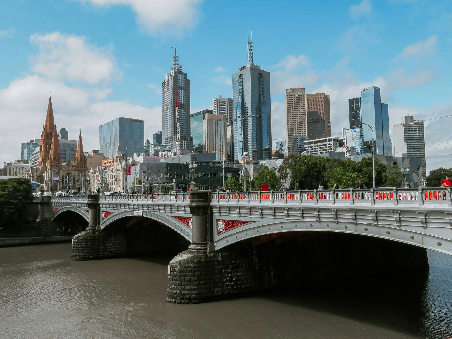 Mercato immobiliare di seconda mano a Melbourne – Specialisti in beni immobili secondari | VelesClub Int.