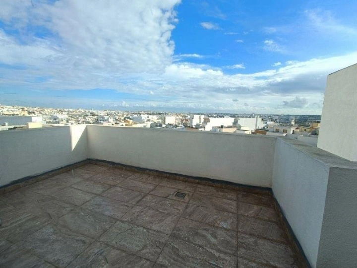 Светлый пентхаус 3+1 в Qormi, Malta