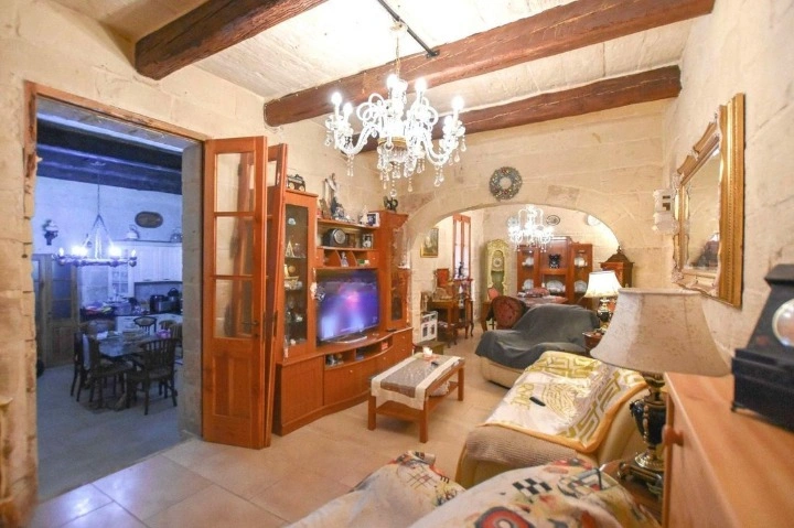 منزل فسيح بمساحة 620 م² في قورمي، مالطا