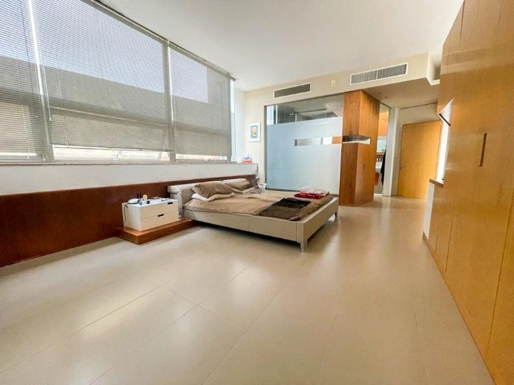 منزل بمساحة 350 m² في قورمي، مالطا