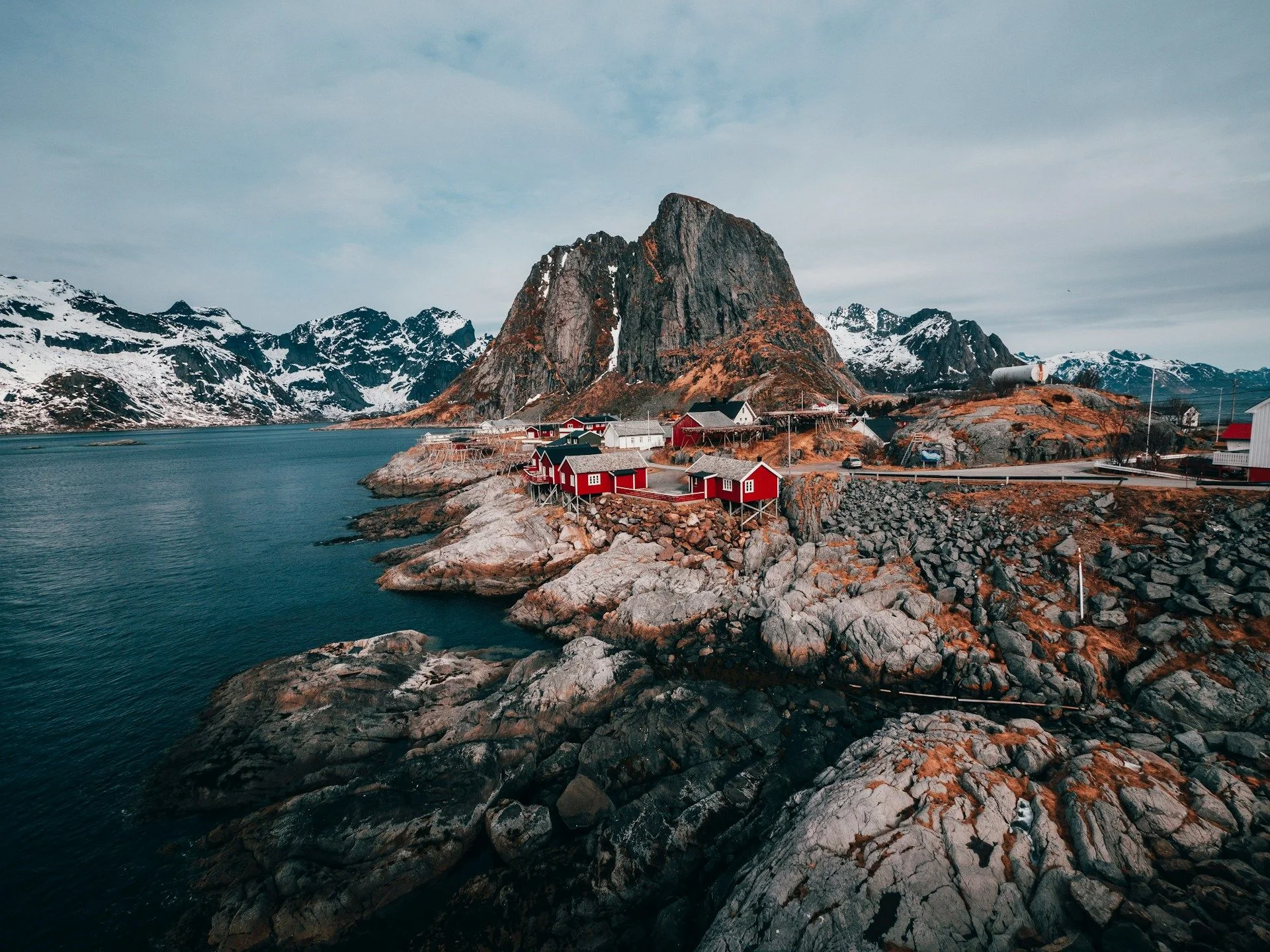 Explorez l'immobilier secondaire en Norvège – Propriétés d'occasion vérifiées | VelesClub Int.