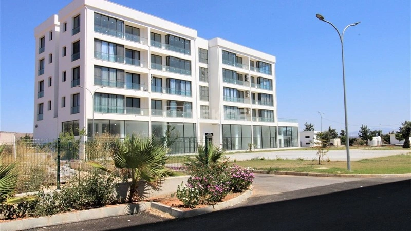 Amplio apartamento 3+1 con balcón en Guzelyurt, Chipre del Norte