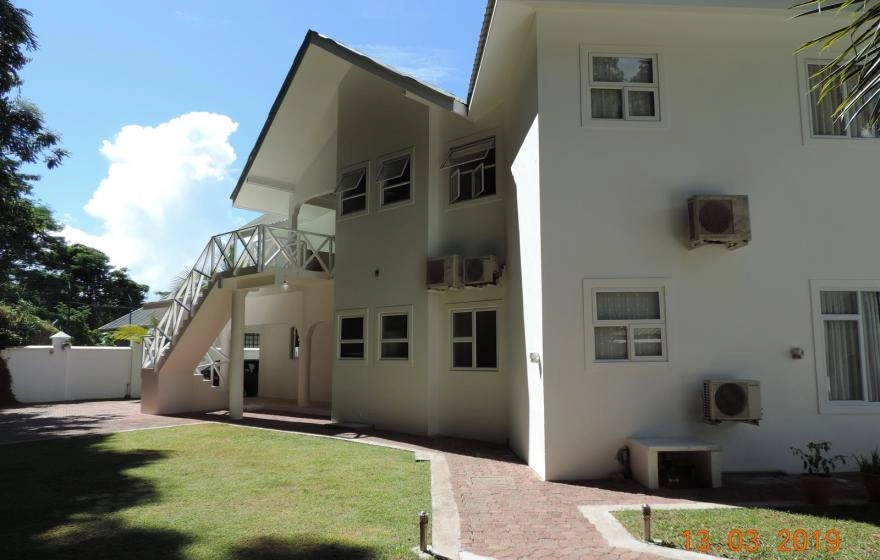 Villa of 600 m2 in the area of Bo Bel in the northern part of Mahe Island