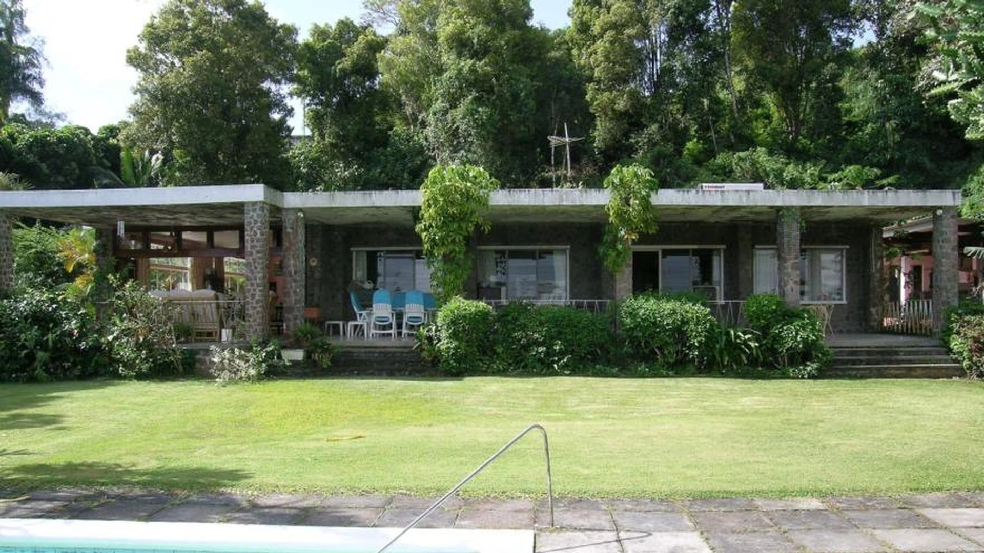 Villa of 400 m2 in Plaisance on Mahe Island