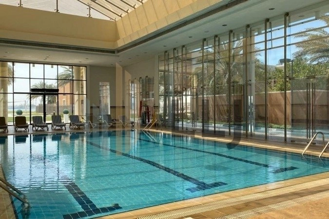 阿布扎比穆萨法地区附近宽敞的 5+1 别墅