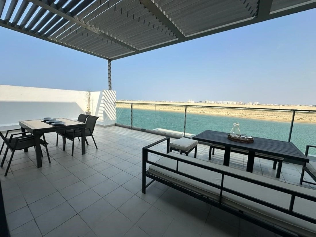 阿联酋沙迦海滨豪华5+1别墅