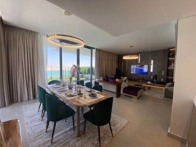 阿联酋沙迦海滨豪华5+1别墅