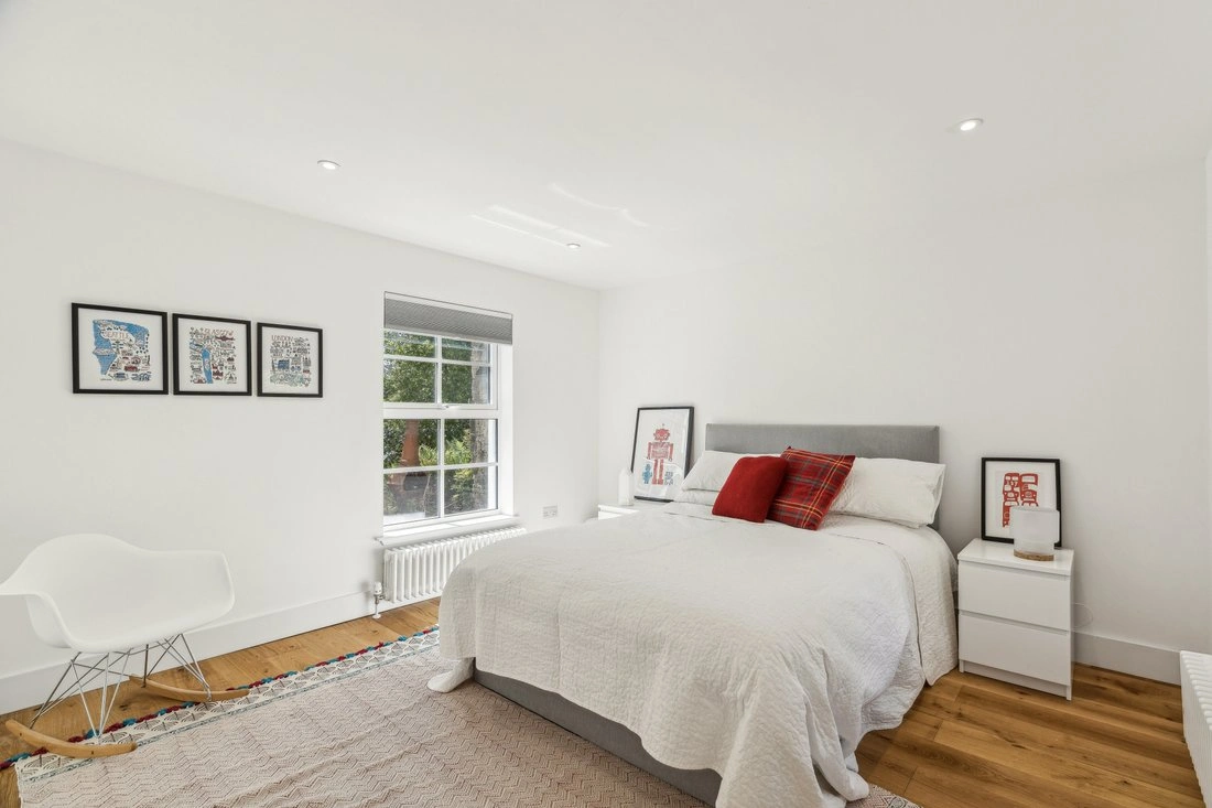 منزل عائلي بمساحة 465 م² مع بركة في غلاسكو، المملكة المتحدة