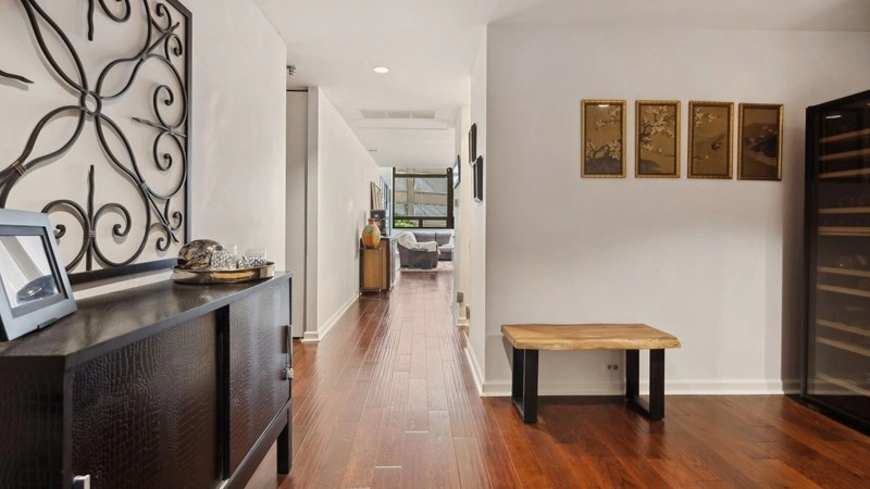 适合家庭的芝加哥(美国)6居室公寓