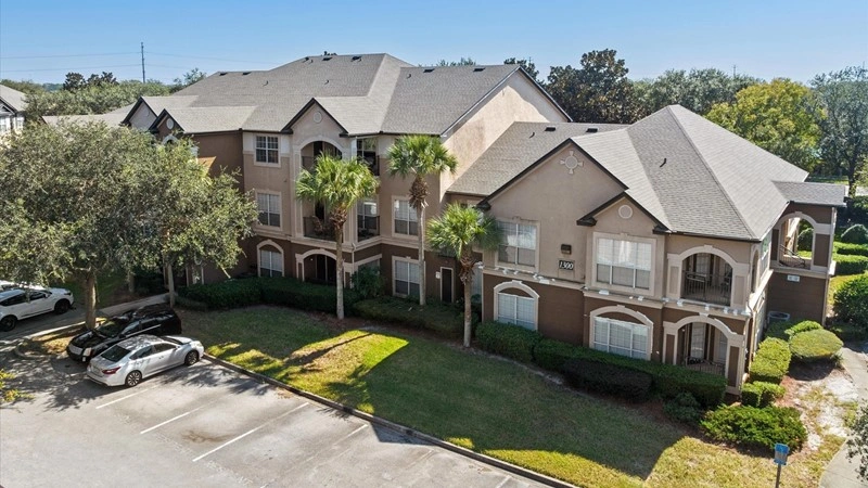 Jacksonville, USA में उज्ज्वल 4-बेडरूम अपार्टमेंट