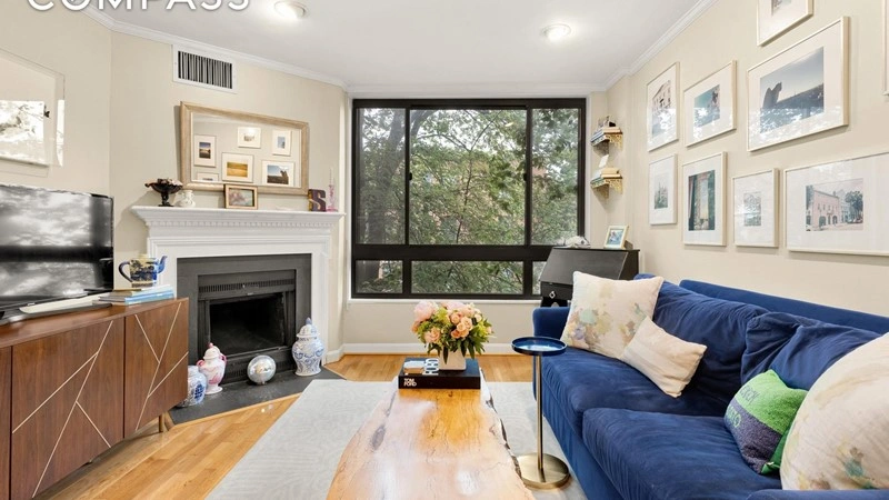 वॉशिंगटन, यूएसए में आरामदायक 4-बेडरूम अपार्टमेंट