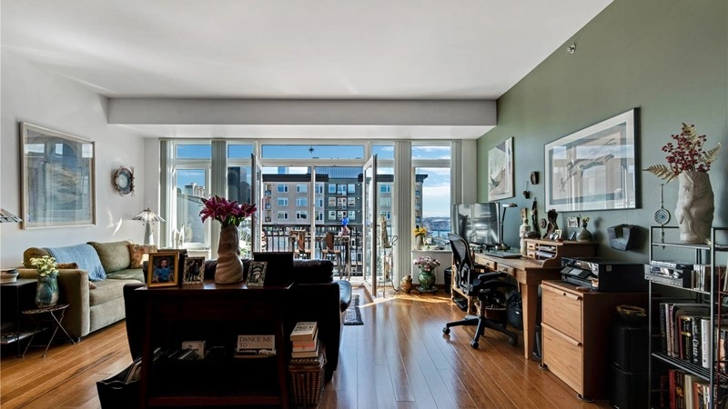 شقة مشمسة في سياتل، الولايات المتحدة الأمريكية