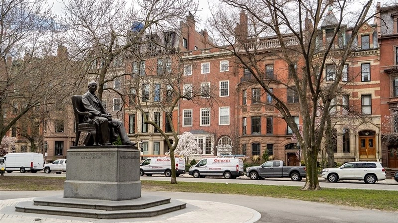 شقة مجددة مكونة من 4 غرف نوم في بوسطن، الولايات المتحدة