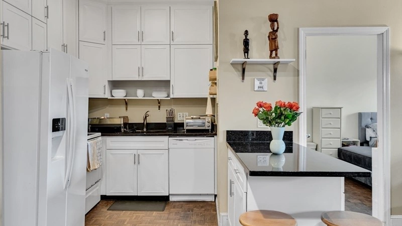 شقة مجددة مكونة من 4 غرف نوم في بوسطن، الولايات المتحدة