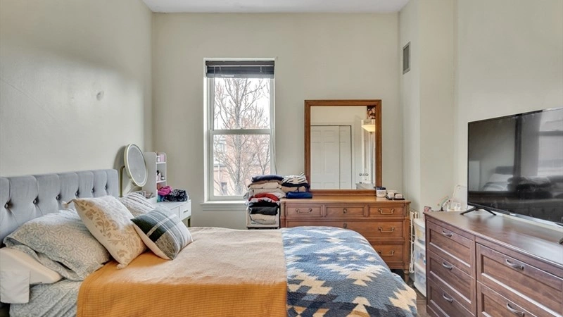 شقة مجددة مكونة من 4 غرف نوم في بوسطن، الولايات المتحدة