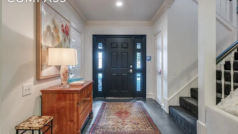 डैलस, यूएसए में विशाल 4-बेडरूम अपार्टमेंट