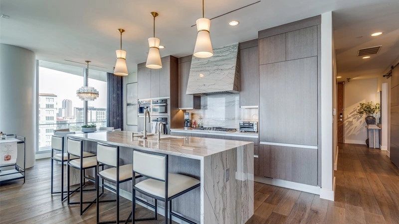 شقة فسيحة مكونة من 5 غرف نوم في دالاس، الولايات المتحدة