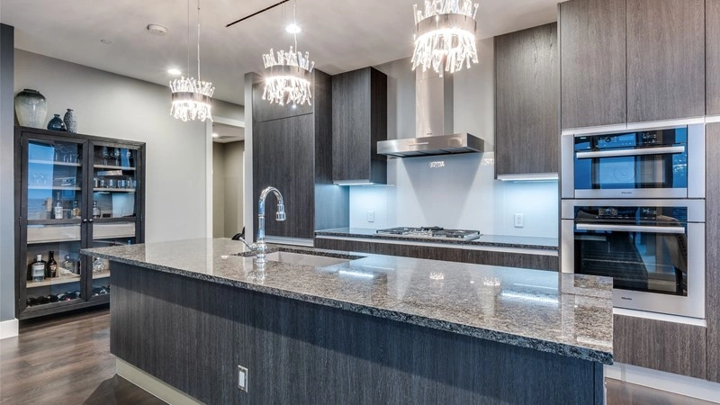 डालास, यूएसए में प्रतिष्ठित 2-बेडरूम अपार्टमेंट