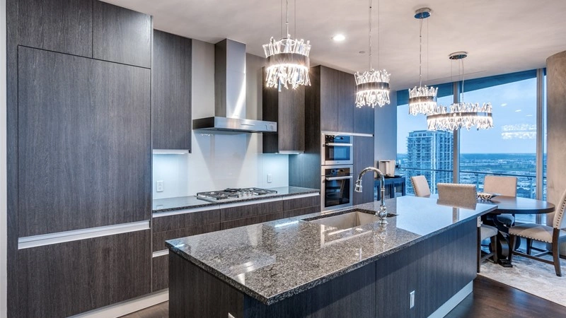 डालास, यूएसए में प्रतिष्ठित 2-बेडरूम अपार्टमेंट