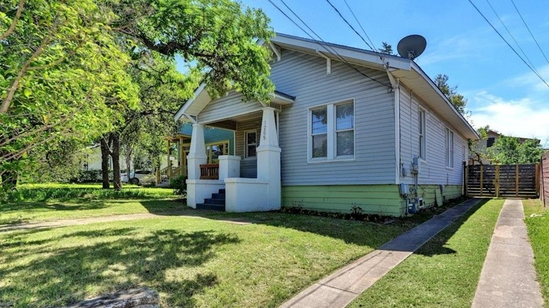 ऑस्टिन, यूएसए में एक बेडरूम का आरामदायक घर