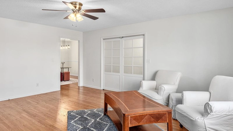 Spacious 6-bedroom house in Columbus, USA