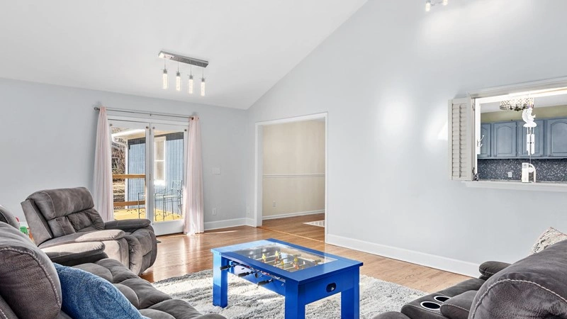 Spacious 6-bedroom house in Columbus, USA