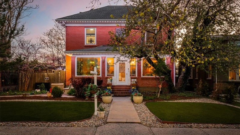 Denver, USA में आरामदायक 17-बेडरूम घर