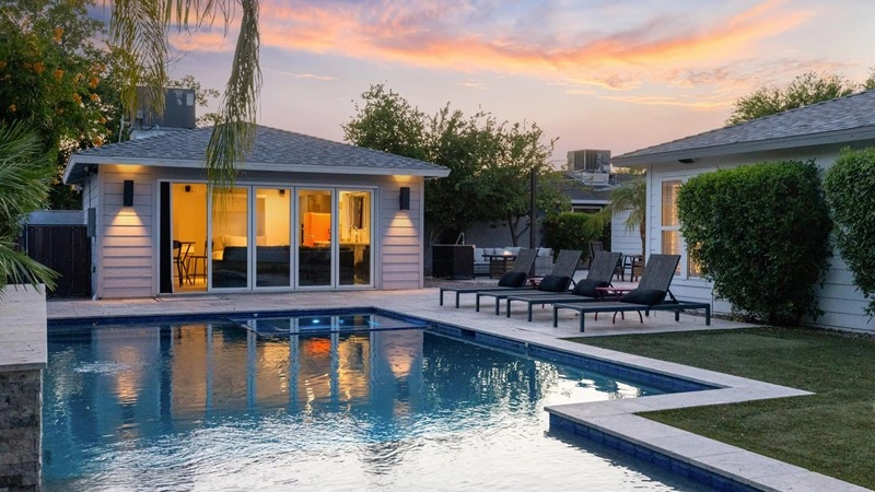 منزل مريح مكوّن من 5 غرف نوم في فينيكس، الولايات المتحدة