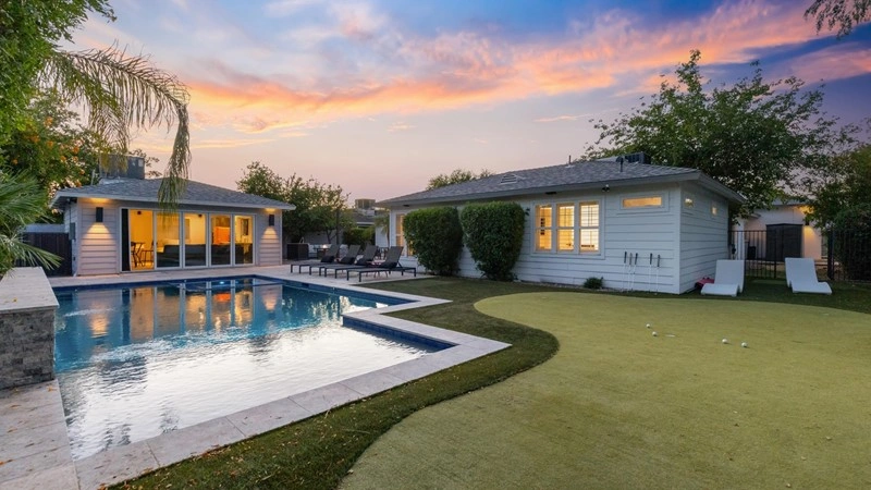 منزل مريح مكوّن من 5 غرف نوم في فينيكس، الولايات المتحدة