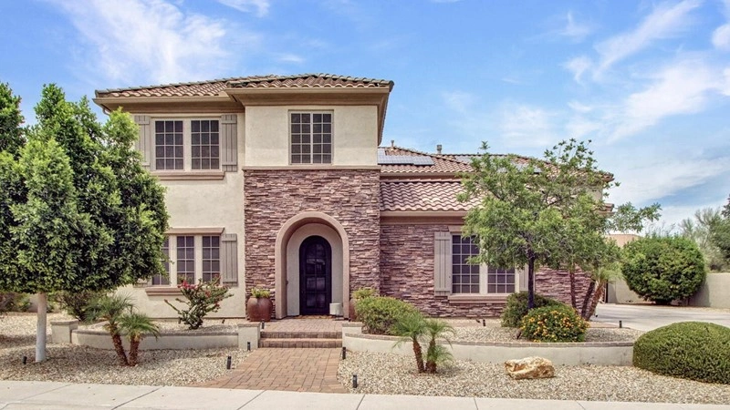 منزل حديث مكوَّن من 5 غرف نوم في فينيكس، الولايات المتحدة