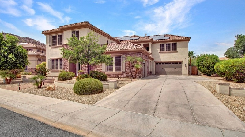 منزل حديث مكوَّن من 5 غرف نوم في فينيكس، الولايات المتحدة