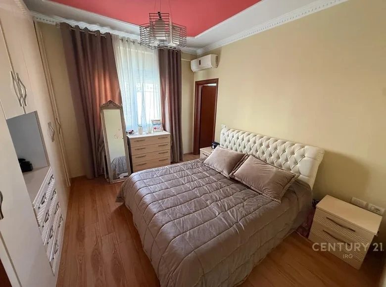 Bright apartment 83 m2 in Tirana, Albania