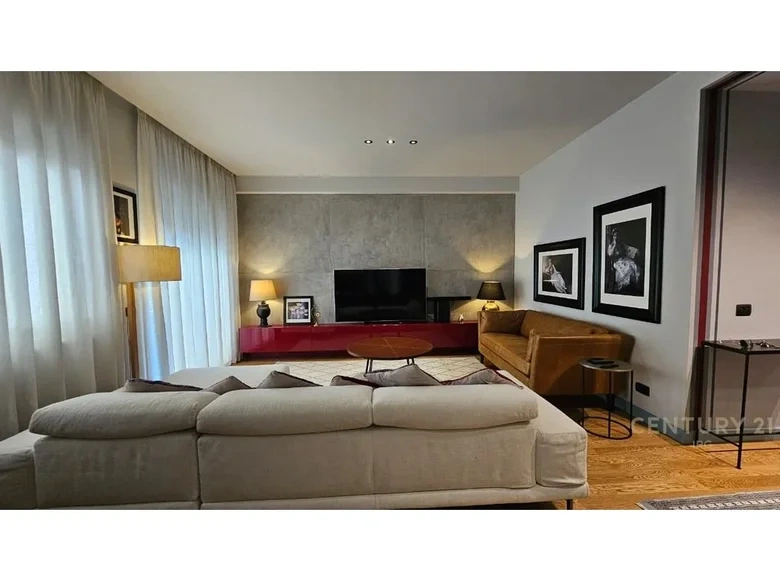 Spacious apartment 145 m2 in Tirana, Albania